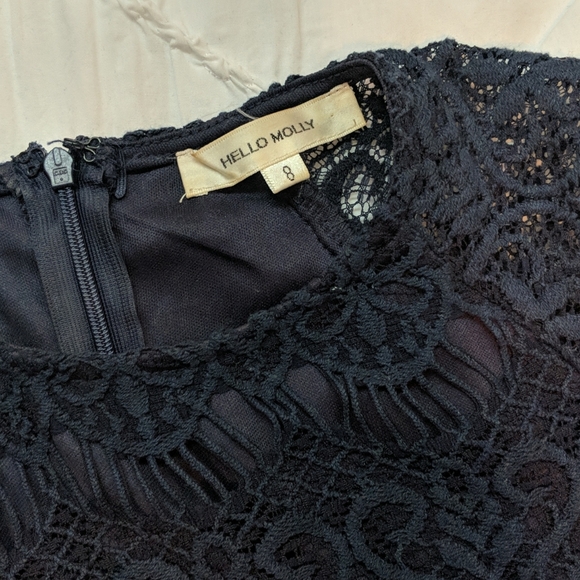 Dress - Picture 3 of 4